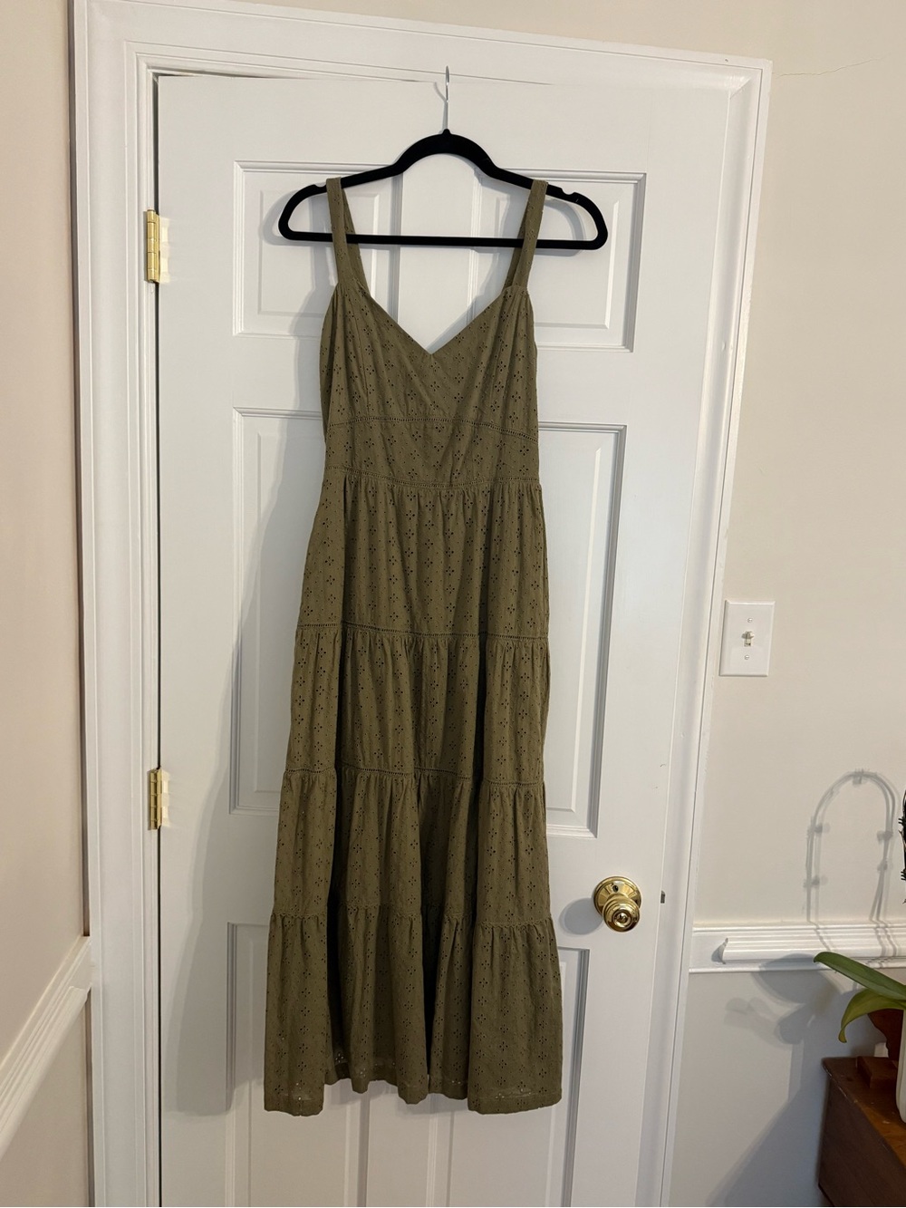 NWT Lost + Wander Olive Eyelet Tiered Maxi Dress with V-Neck
